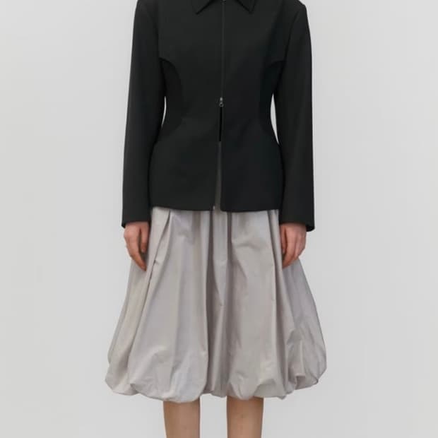 아모멘토 volume skirt