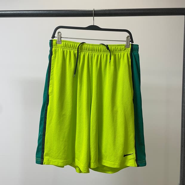 (XL) 나이키 형광 베스킷볼 트레이닝 반바지 하프 팬츠