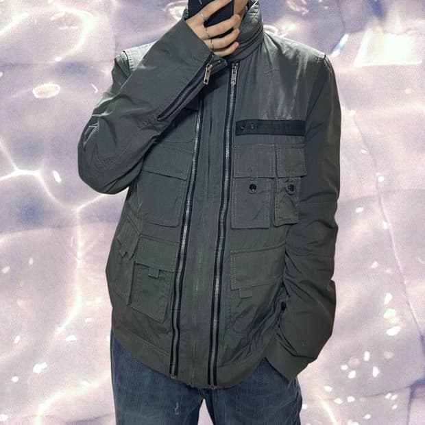 솔리드옴므 우영미 멀티포켓 자켓 집업 점퍼 챠콜 그레이 110