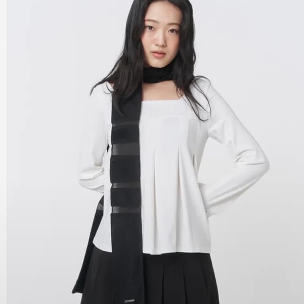 미세키서울 아코디언 탑 Accordion pleats top WHITE