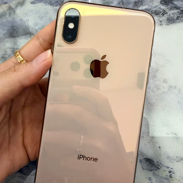 아이폰 xs 골드 256 미국판(카메라무음)