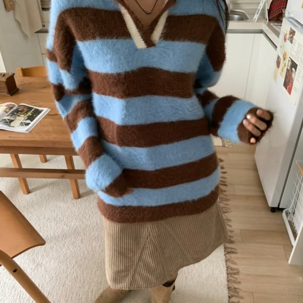 스트라이프 롱 니트