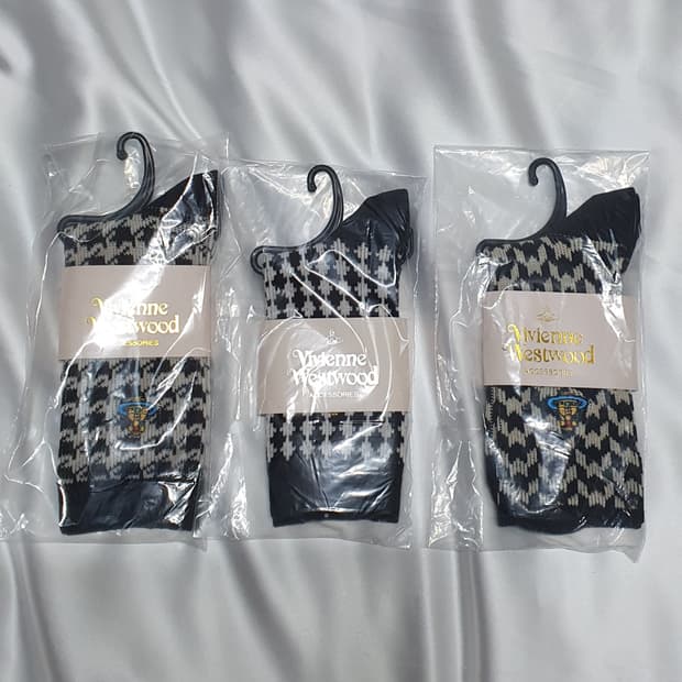 블랙 화이트 체크 제비체크 비비안웨스트우드 양말 