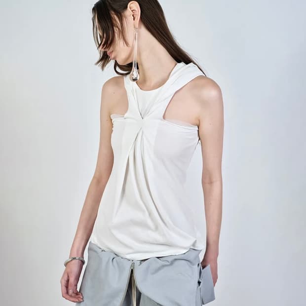 나체 pinched hoodie sleeveless 아이보리