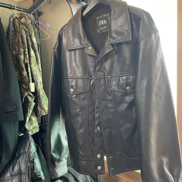 자라 레더자켓 