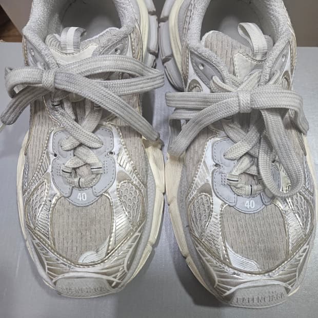 발렌시아가 3xl 에그쉘 그레이 40 사이즈