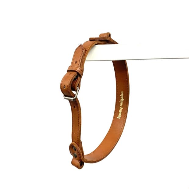 이세이미야케 로고 레더 벨트