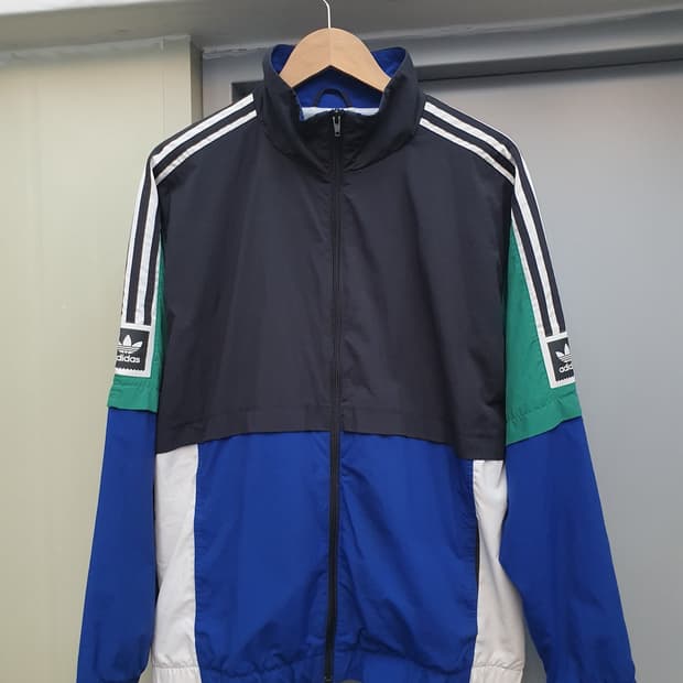 아디다스 파이어버드 삼선 바람막이 2xl 110