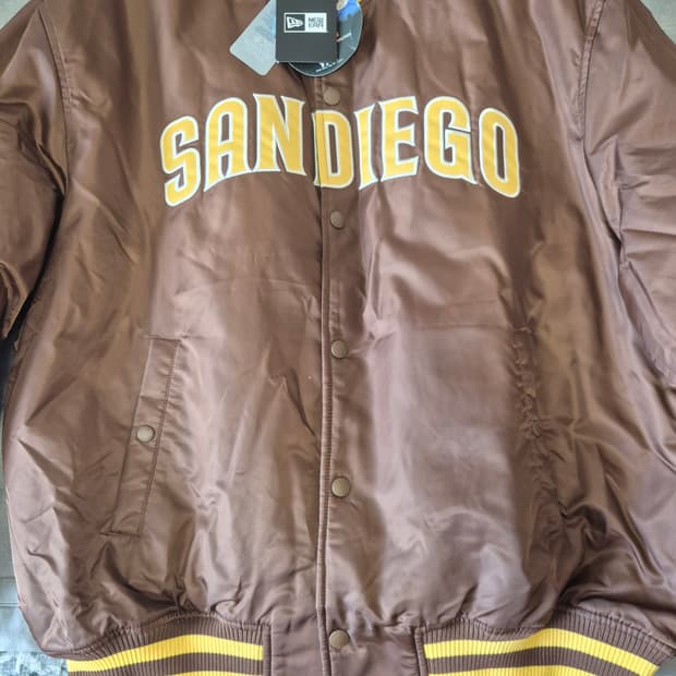 새상품 뉴에라 샌디에이고 파드레스 바시티 자켓 XL
