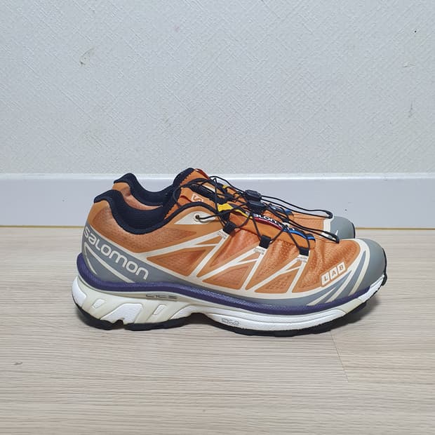 살로몬 XT-6 애프리콧 버프 트레킹화 280