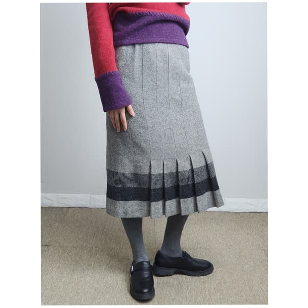 플리츠 울 스커트