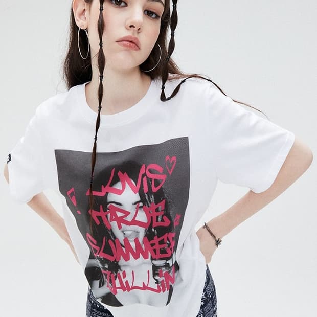 러브이즈트루 펑크 반팔 티셔츠 탑 화이트 프린팅 핑크 락스타 록 걸