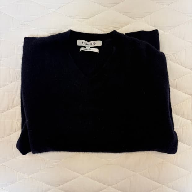 Brownyard Navy knit