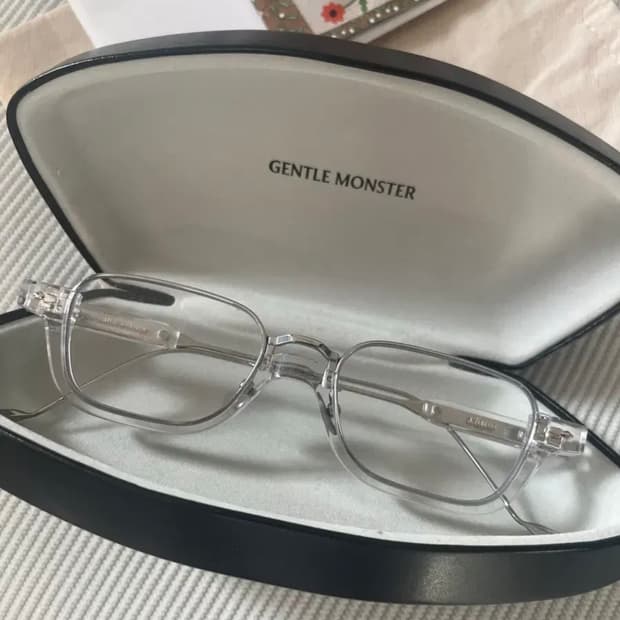 젠틀몬스터 가타 클리어