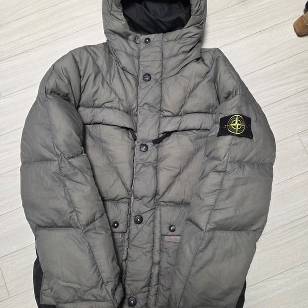 스톤아일랜드 오파크 나일론 텔라