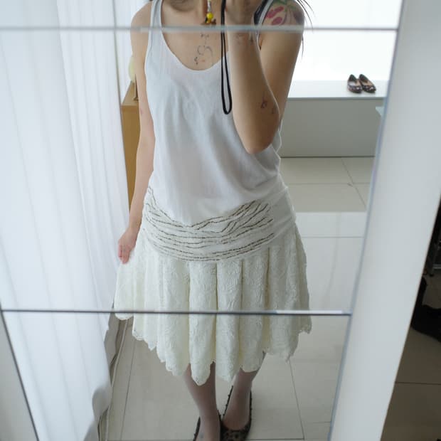 Sequins & lace back button sleeveless
