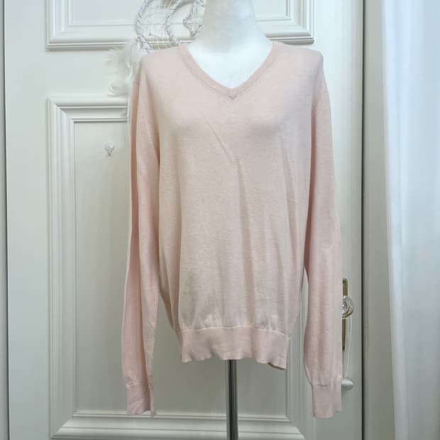 pink v-neck basic cashmere knit top
