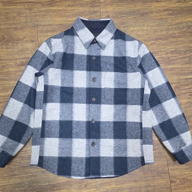 유니클로 플란넬 셔츠자켓 미사용품 