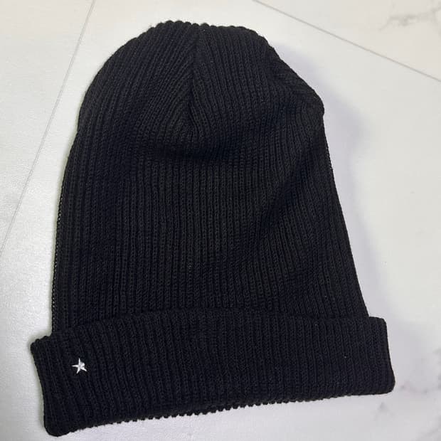 큐레이티드 퍼레이드 비니