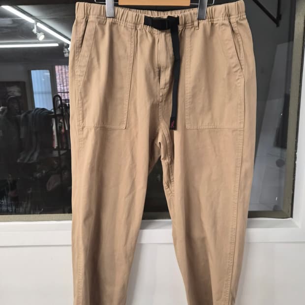 XL) 그라미치 루즈 테이퍼드 팬츠 팝니다