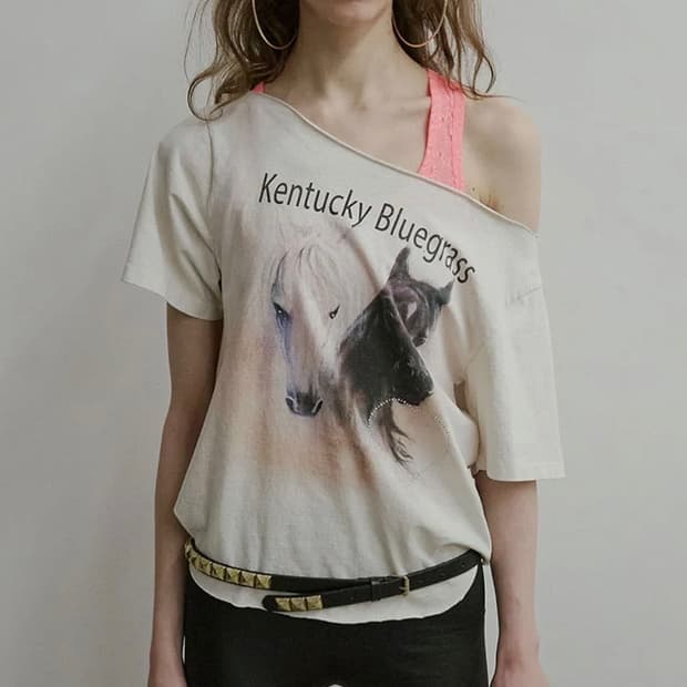 Sheriff cut out tee dirty white