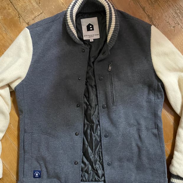 빈폴  그레이 바서티 울 자켓 100