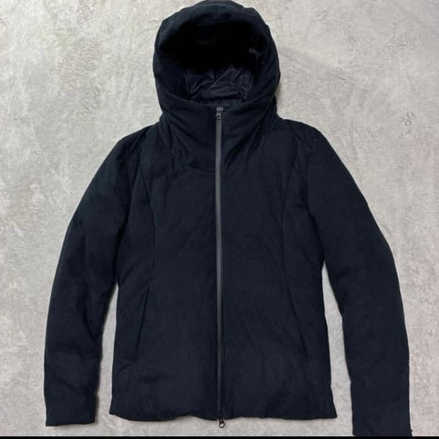 토네이도 마트 스웨이드 패딩