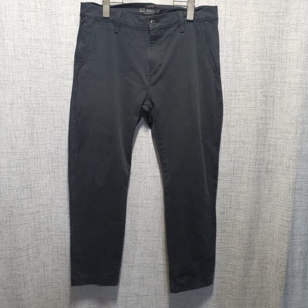리바이스 XX 치노 Wonderknit 블랙 바지 