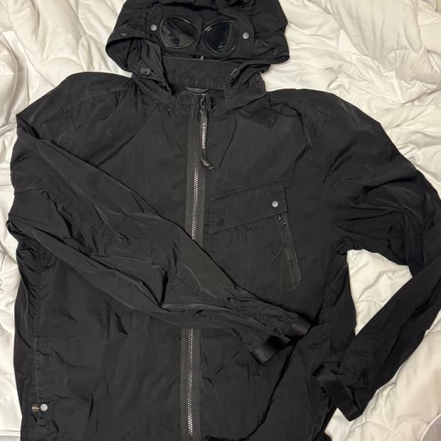 Cp컴퍼니 고글자켓 