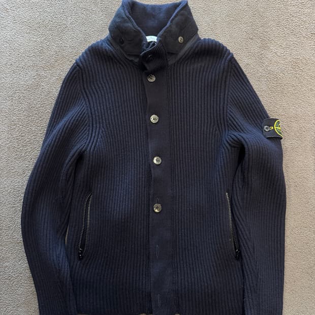 스톤아일랜드 골지 니트 집업 자켓 처분 
