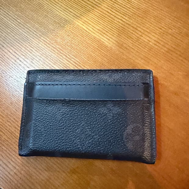 루이비통 모노그램 카드지갑