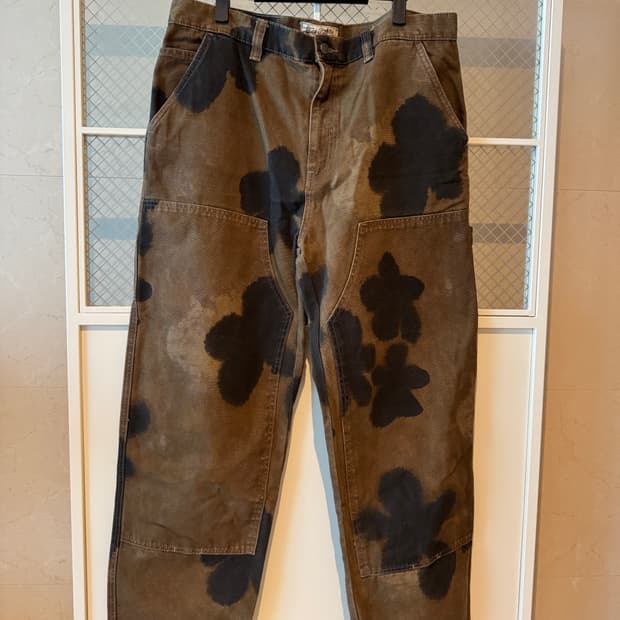 스투시 플로랄 다잉 더블니 워크팬츠