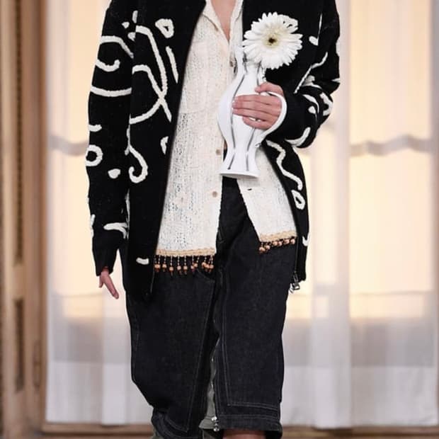 ADSB 앤더슨벨 ADSB 로고 크루넥 스웨터 블랙