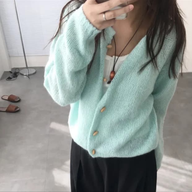 민트 부클 떡볶이 가디건