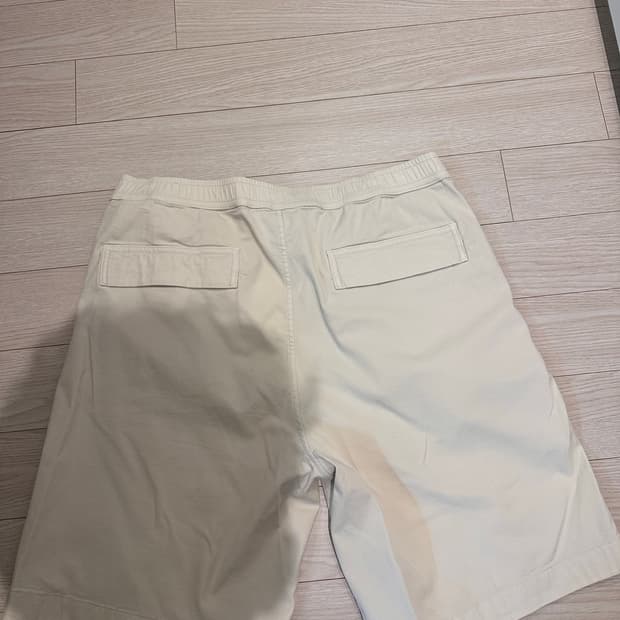 띠어리 밴딩반바지