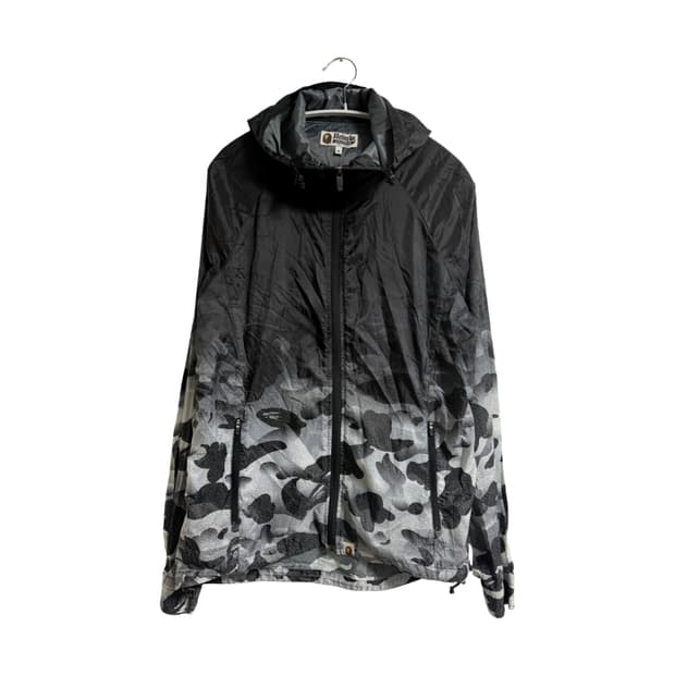 베이프 흑계 바람막이