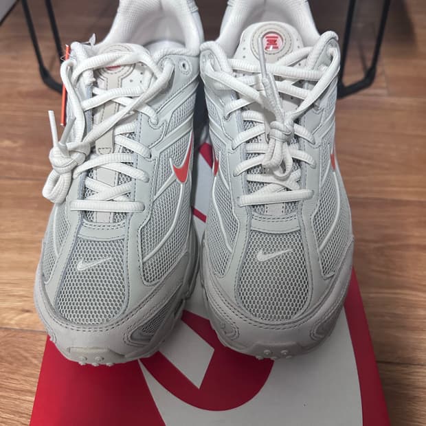 나이키 샥스 라이드2 라이트 본앤 터프 오렌지 255