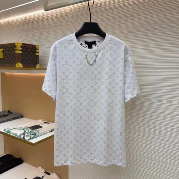 여성 반팔티셔츠