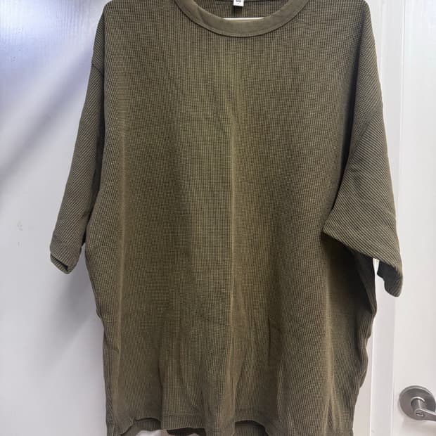 GU 와플 반팔 티셔츠 카키색