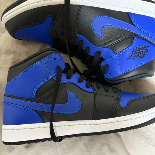 나이키 조던1 미드 블루 