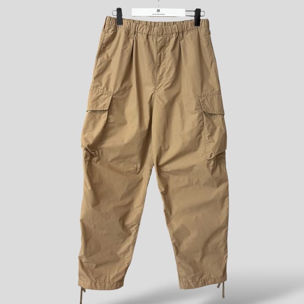 (M)유니클로U 와이드핏 파라슈트 카고팬츠