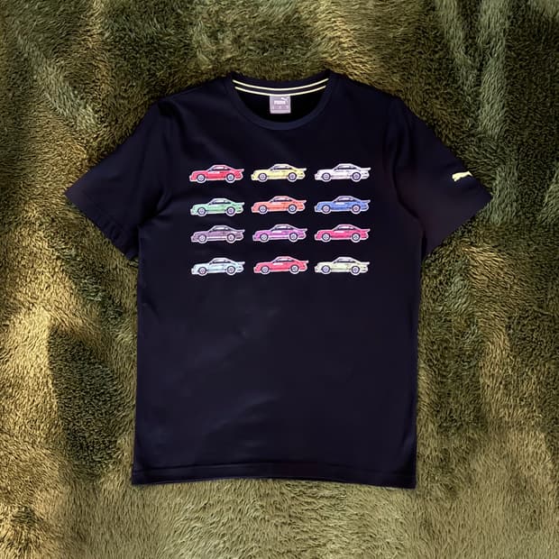 [M] 푸마 X 포르쉐 레거시 아카이브 프린트 티셔츠 블랙