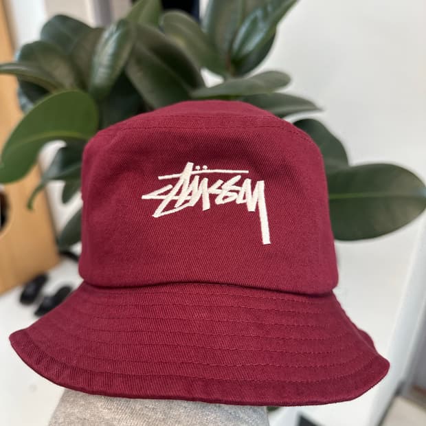 스투시 버킷햇 새상품급