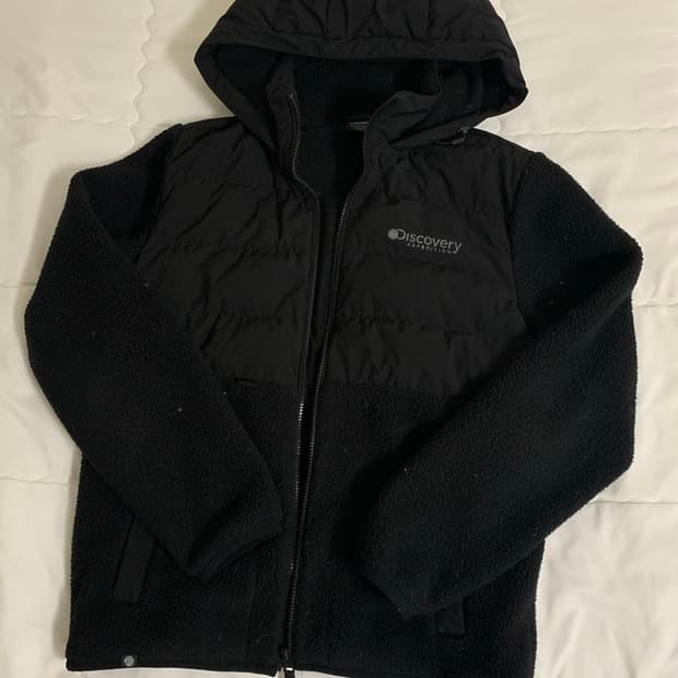 디스커버리 뽀글이 패딩