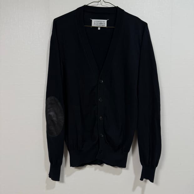 마르지엘라 레더 엘보우 가디건