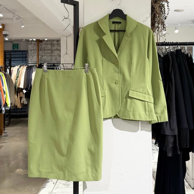 프라다 그린 폴리에스터 포켓 자켓/미디스커트 셋업