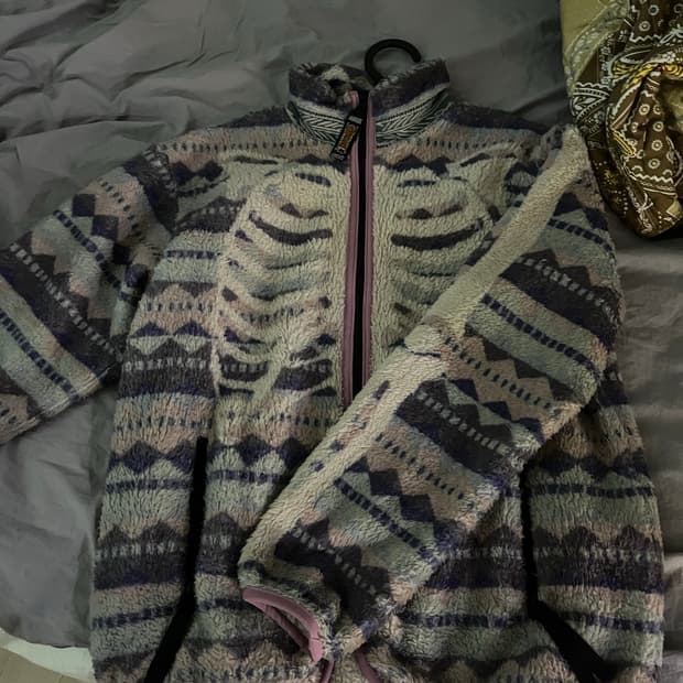 캐피탈 본 플리스 1사이즈 퍼플 