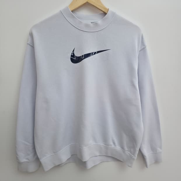 [L] 나이키 스우시 맨투맨 연보라