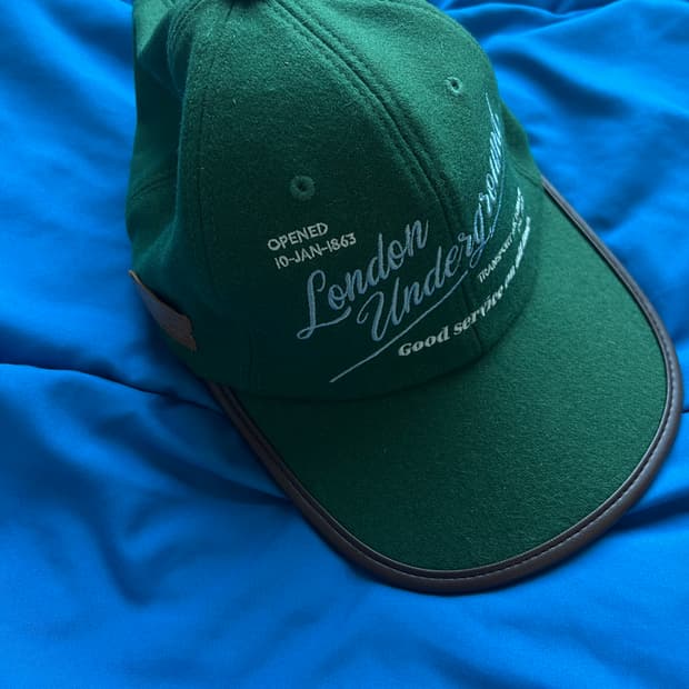 런던 언더그라운드 캡