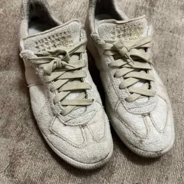 마르지엘라 호텔 스니커즈